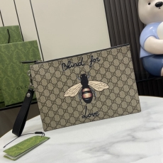 Gucci Clutch Bags